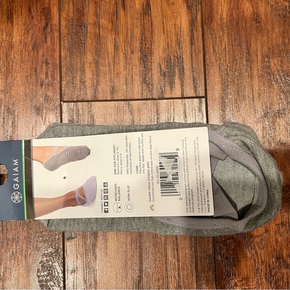 Pilates grip socks ( 2 pairs ) gray & blueish purple - Picture 2 of 3